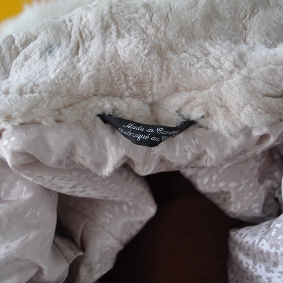 AZTEC REAL MINK COAT - Picture 11 of 13